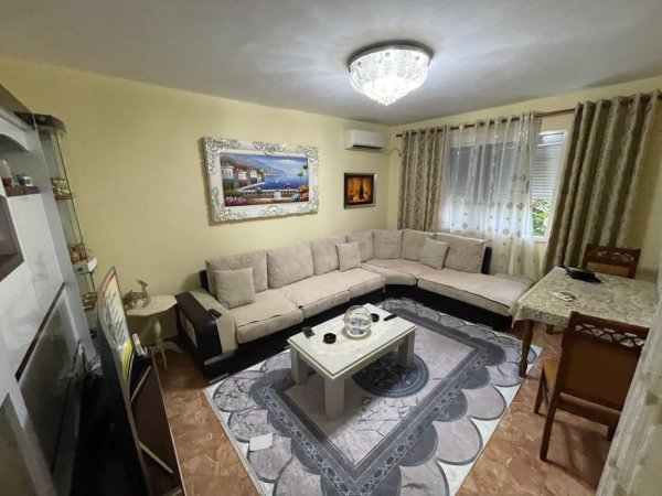 Tirane, shitet apartament 1+1 Kati 2, 54 m² 80.000 € (TV Klan)