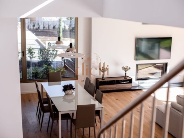 Tirane, shitet Vile 3+1+Aneks+Ballkon Kati 3, 403 m² 950.000 € (Mjulle-Bathore)