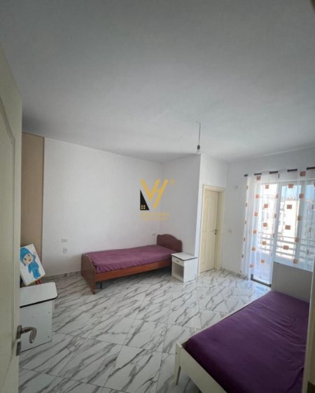 Tirane, jepet me qera apartament 2+1+Ballkon Kati 7, 100 m² 500 € (YZBERISHT)