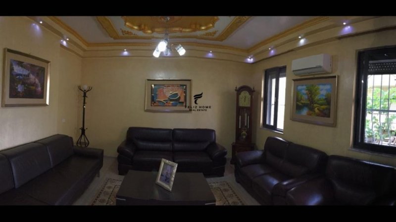 Tirane, jepet me qera Vile 3 Katshe Kati 4, 580 m² 1.200 € (INSTITUT)