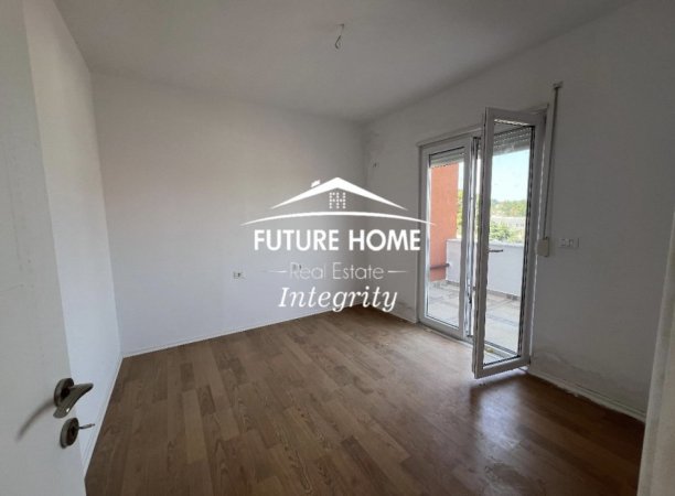 Tirane, shitet apartament 2+1+Post Parkimi Kati 4, 132 m² 140.000 € (Selitë)