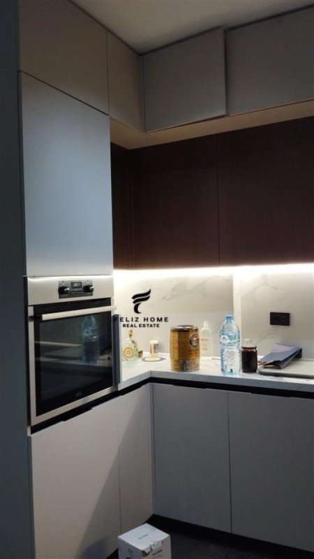 Tirane, shitet apartament 3+1+Ballkon Kati 3, 110 m² 140.000 € (FRESK)