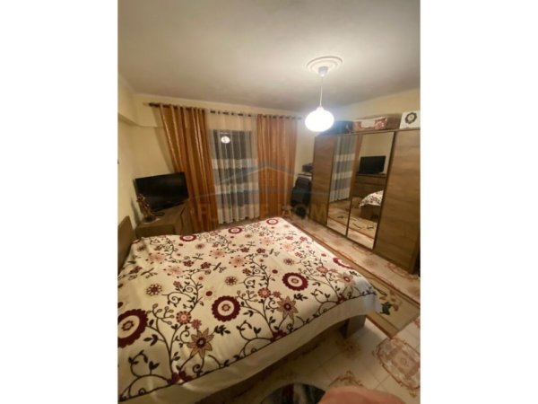 Tirane, shitet apartament 2+1 Kati 3, 146 m² 165.000 € (Bulevardi Zhan Dark)