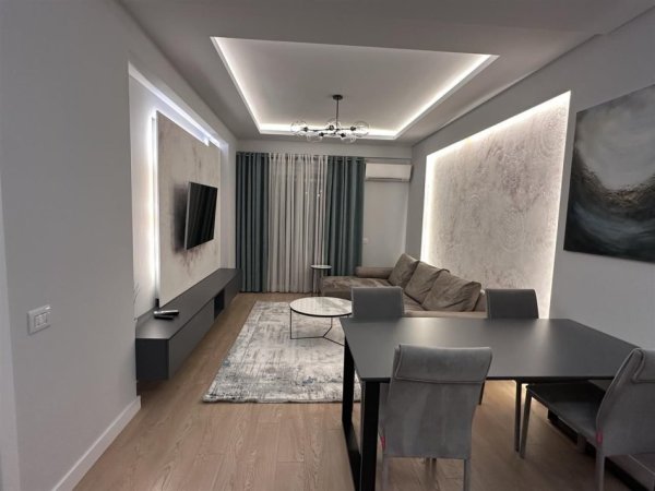 Tirane, shitet apartament 2+1+Ballkon Kati 5, 95 m² 174.000 € (GOLDEN PARK YZBERISHT)
