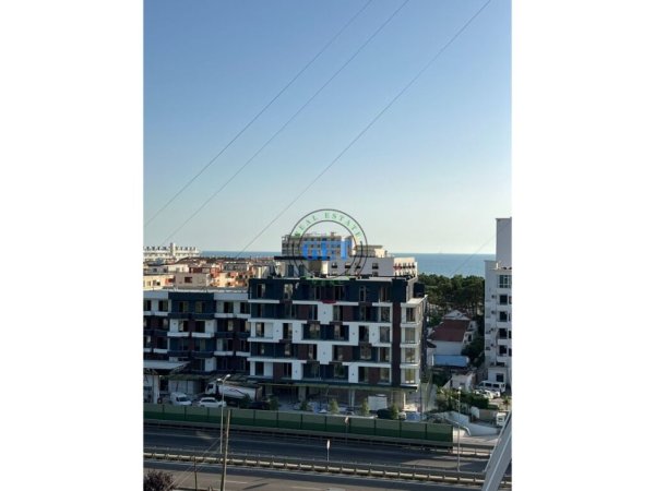Durres, shitet garsonier 1+1 Kati 6, 44 m² 52.000 € (Shkembi i kavajes)