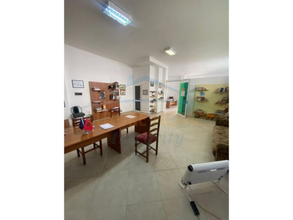 Tirane, shitet zyre Kati 0, 95 m² 142.500 € (Kodra e Diellit)
