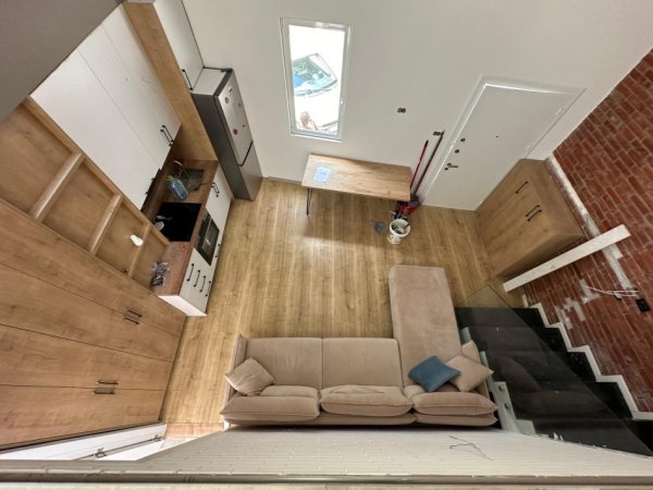 Tirane, shitet apartament duplex 2+1+Ballkon Kati 0, 82 m² 85.000 € (Rruga Dajti)