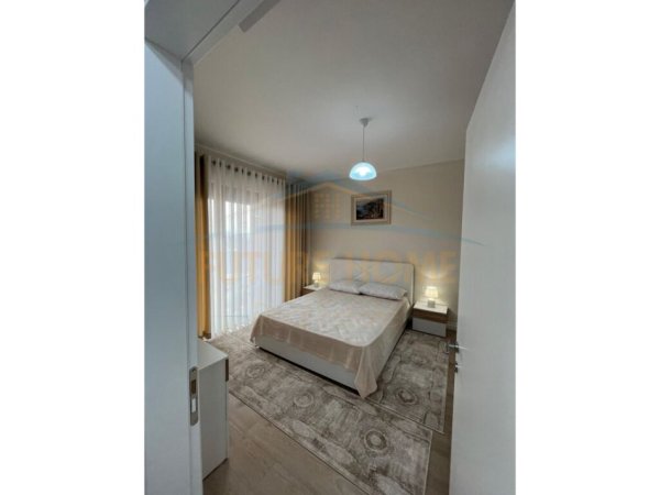Tirane, jepet me qera apartament 1+1+Ballkon Kati 6, 78 m² 650 € (XHANFIZE KEKO)