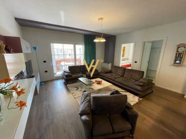 Tirane, jepet me qera apartament 2+1+Ballkon Kati 3, 120 m² 750 € (RRUGA E ELBASANIT)