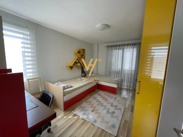 Tirane, jepet me qera apartament 2+1+Ballkon Kati 3, 120 m² 750 € (RRUGA E ELBASANIT)