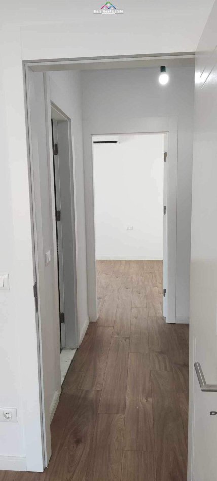 Tirane, shes apartament 1+1+Ballkon Kati 1, 115 m² 190.000 € (selite)
