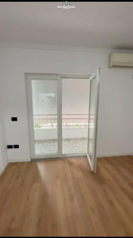 Tirane, jepet me qera 2+1 Kati 3, 100 m² 160.000 € (ISH PARKU I AUTOBUSAVE)