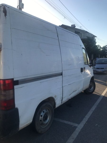 Tirane, shes Furgon Peugeot BOXER 2,5D Viti 1997, 299.000 leke