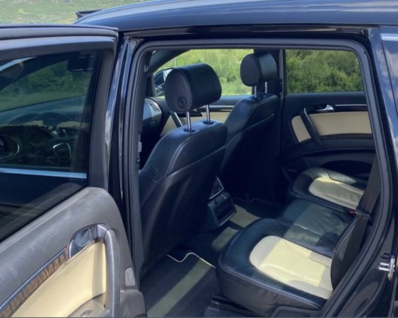 Elbasan, shitet SUV | Fuoristrad | Xhip Audi Q7 Nafte, e zeze automatik Klima 250 km 8.300 €