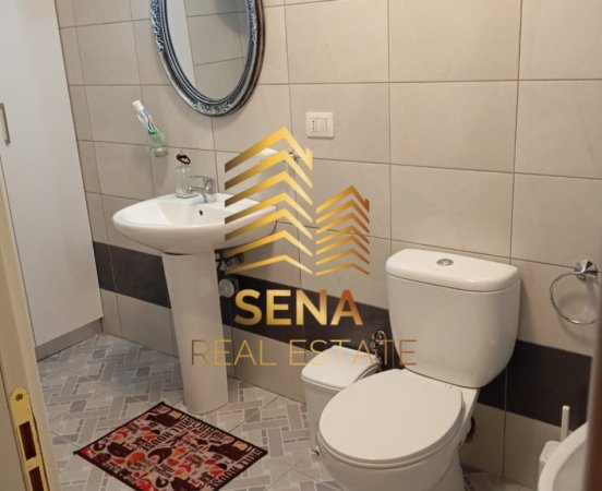 Tirane, shitet apartament 1+1 Kati 2, 73 m² 120.000 € (Rruga Ali Demi)