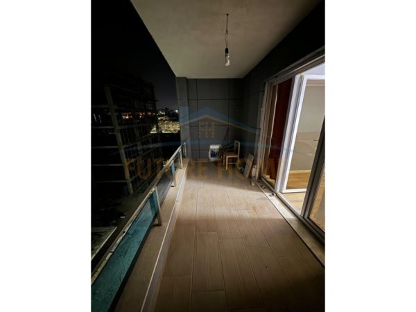 Tirane, shitet apartament 3+1 Kati 1, 75 m² 252.000 € (Kopshti Zoologjik)