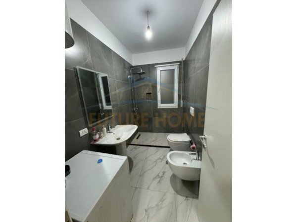 Tirane, shitet apartament 3+1 Kati 1, 75 m² 252.000 € (Kopshti Zoologjik)