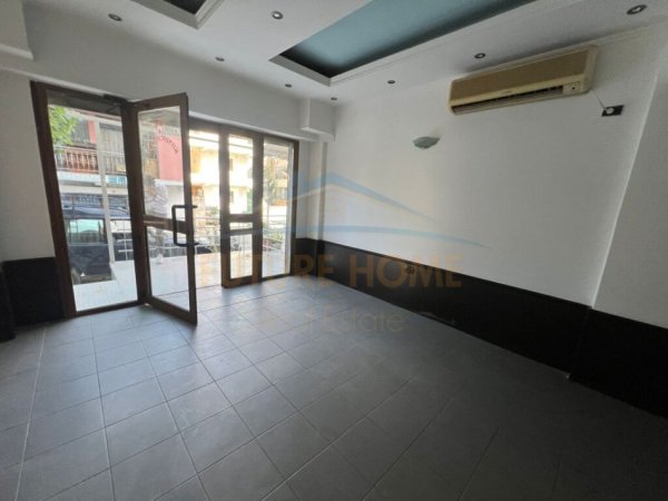 Tirane, shitet ambjent biznesi Kati 0, 40 m² 88.000 € (Dritan Hoxha)