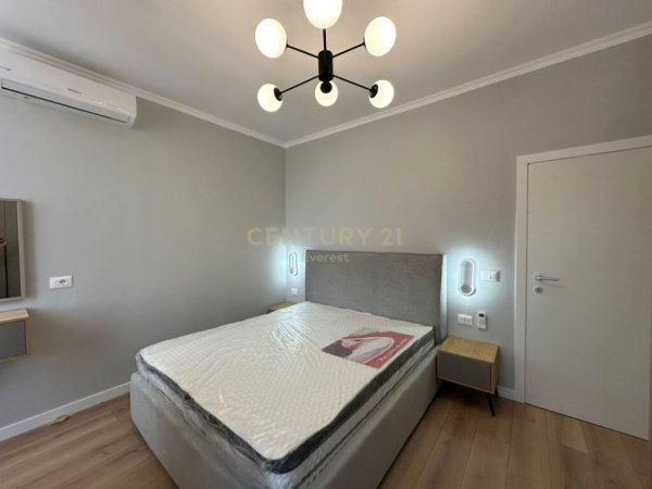Tirane, shitet apartament 2+1 Kati 5, 87 m² 142.000 € (Laprake)