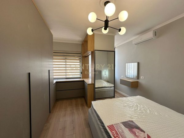 Tirane, shitet apartament 2+1 Kati 5, 87 m² 142.000 € (Laprake)