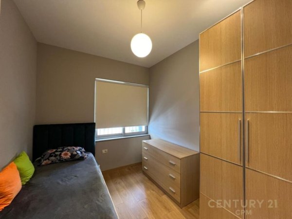 Tirane, shitet apartament 2+1 Kati 10, 79 m² 180.000 € (KOMUNA E PARISIT)