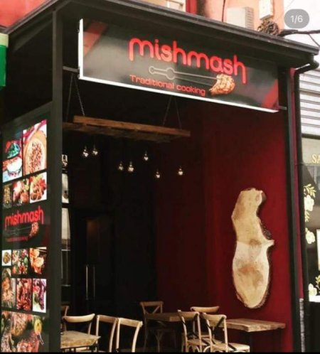 Tirane, shes lokal Kati 0, 110 m² 2.200 Euro