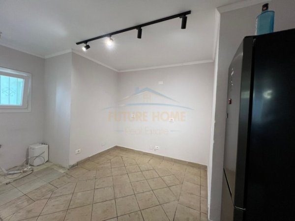 Tirane, shitet apartament 3+1 Kati 8, 125 m² 220.000 € (Komuna e Parisit)
