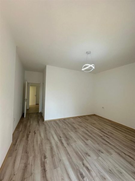 Tirane, shitet apartament 2+1 Kati 3, 160 m² 120.000 € (Fresk)