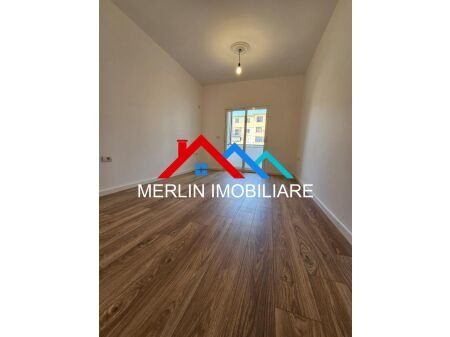 Tirane, shitet apartament 1+1 Kati 3, 61 m² 136.000 € (Rruga Petro Nini Luarasi)