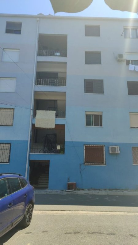 Durres, shitet apartament 1+1+Aneks Kati 2, 56 m² 60.000 € (Rruga &quot;Jeta e Re&quot;, lagja 18, prane parkut te ri &quot;VALA&quot; tek Stadiumi)