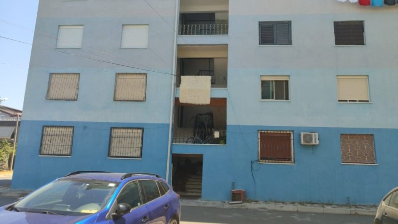 Durres, shitet apartament 1+1+Aneks Kati 2, 56 m² 60.000 € (Rruga &quot;Jeta e Re&quot;, lagja 18, prane parkut te ri &quot;VALA&quot; tek Stadiumi)