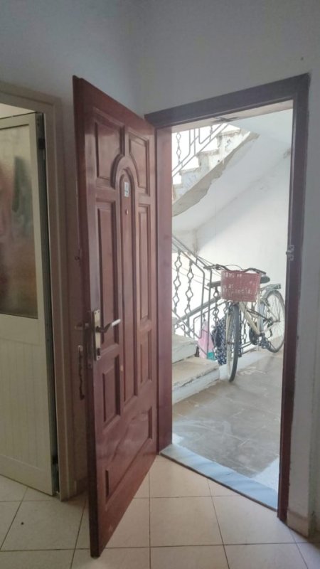 Durres, shitet apartament 1+1+Aneks Kati 2, 56 m² 60.000 € (Rruga &quot;Jeta e Re&quot;, lagja 18, prane parkut te ri &quot;VALA&quot; tek Stadiumi)