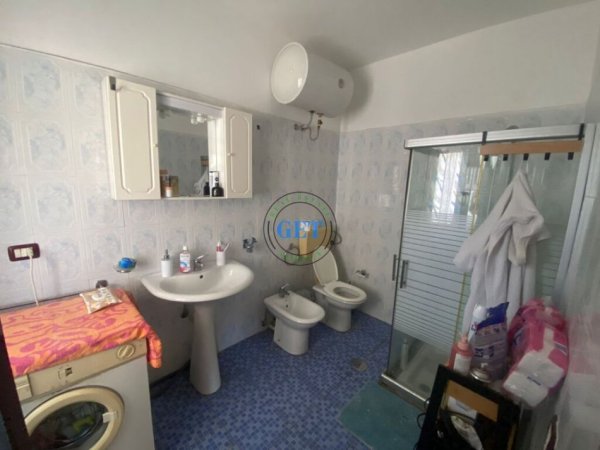 Durres, shitet shtepi 4+1+Ballkon Kati 1, 444 m² 175.000 € (Shkolla Hajdar Dushi)