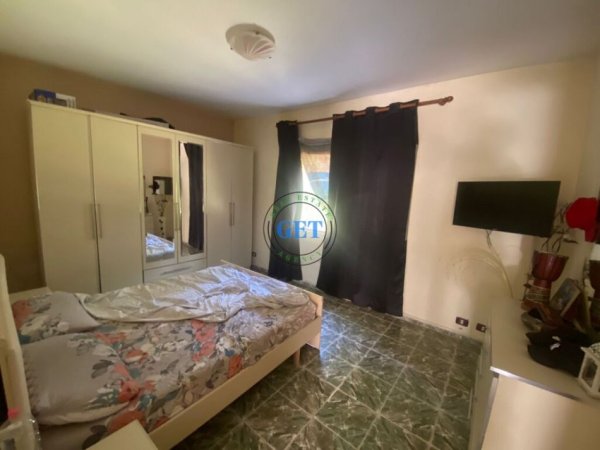Durres, shitet shtepi 4+1+Ballkon Kati 1, 444 m² 175.000 € (Shkolla Hajdar Dushi)