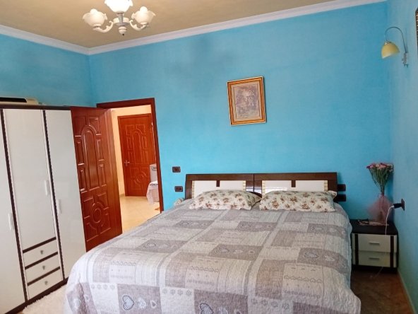 Tirane, jepet me qera apartament 2+1 Kati 3, 120 m² 400 € (Ali Demi)