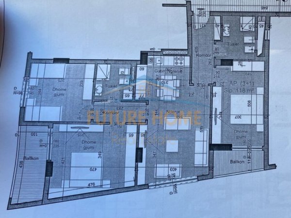 Tirane, shitet apartament 3+1+Ballkon Kati 4, 136 m² 185.000 € (Unaza e Re)