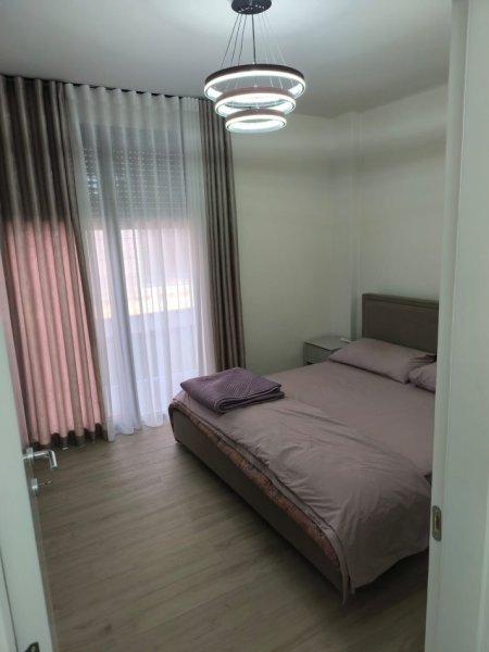 Apartament 1+1+Garazh ne shitje 250.000 € (TEG Rezidenca Sofia)