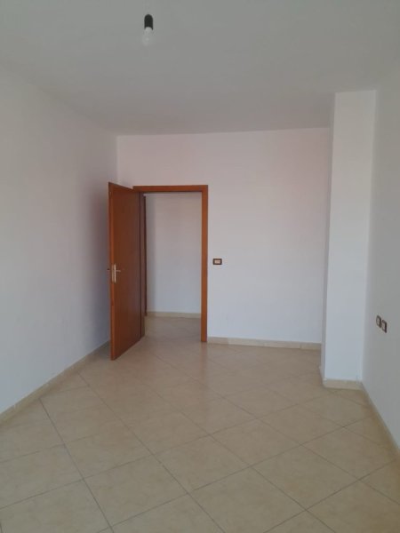 Tirane, shes apartament 2+1+Aneks+Ballkon Kati 6, 120 m² 156.000 € (Don Bosko)