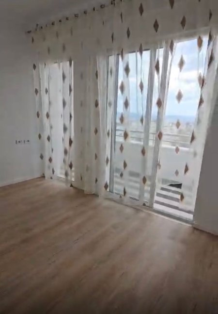 Tirane, shitet apartament 1+1 Kati 2, 60 m² 77.000 € (RRUGA E DAJTIT, ISH RESTORANT QESARAKE)