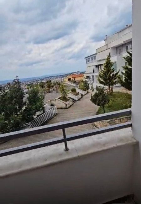 Tirane, shitet apartament 1+1 Kati 2, 60 m² 77.000 € (RRUGA E DAJTIT, ISH RESTORANT QESARAKE)