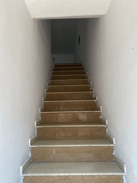 Tirane, shes ambjent biznesi Kati 0, 141 m² 150.000 € 
