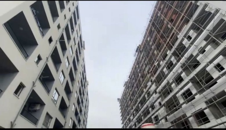 Tirane, shitet apartament 2+1 Kati 7, 104 m² 69.000 € (Kamez, Tiran)