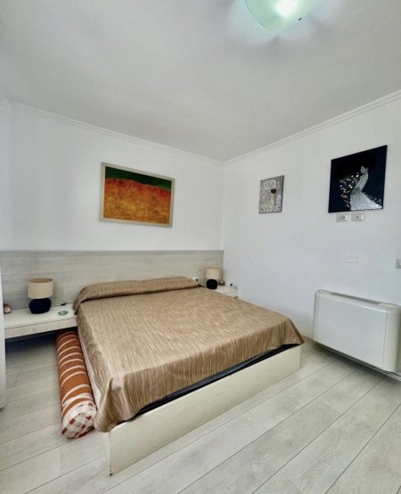 Tirane, shitet apartament , 106 m² 229.000 € 