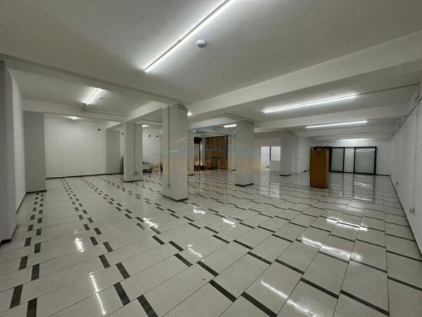 Tirane, shitet Kati 0, 420.000 € 