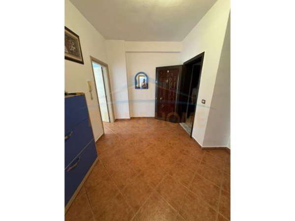 Tirane, shitet apartament 2+1 Kati 2, 112 m² 120.000 € (Yzberisht)