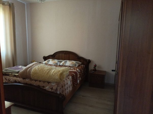 Tirane, shes shtepi 1 Katshe Kati 0, 90 m² 165.000 € (Rruga Bamir topit)