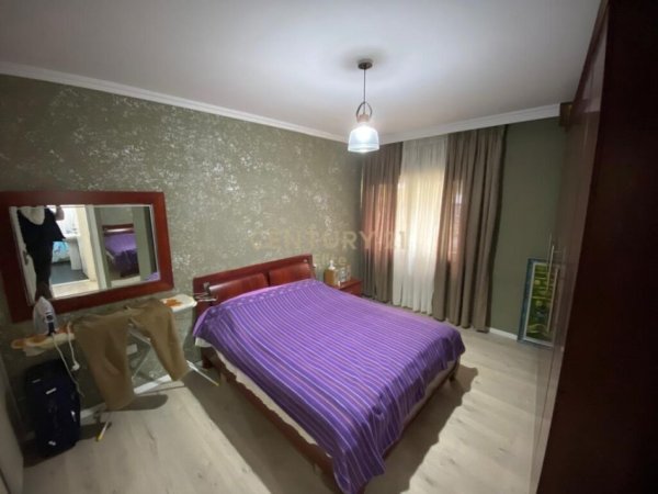 Tirane, shitet apartament 2+1+Ballkon Kati 2, 88 m² 129.000 € (Yzberisht)