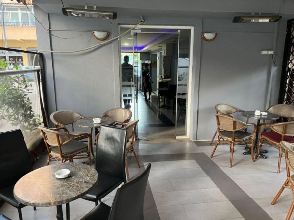 Tirane, shitet lokal Kati 0, 62 m² 160.000 € (Vasil Shanto)