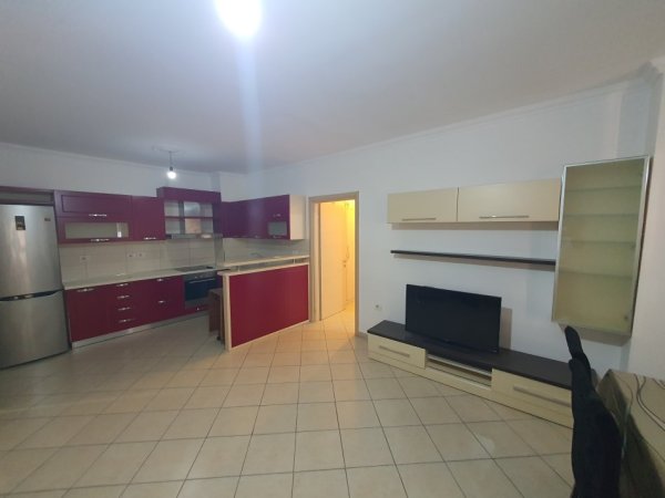 Tirane, shitet apartament 2+1+Ballkon Kati 6, 108 m² 120.000 € (Yzberisht)