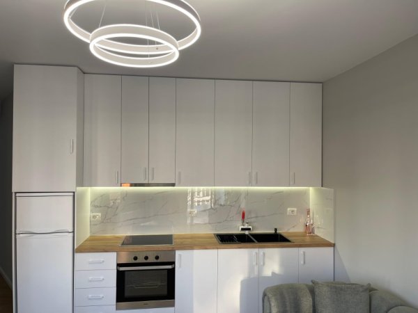 Tirane, shitet apartament 2+1 Kati 3, 89 m² 128.000 € (Yzberisht)